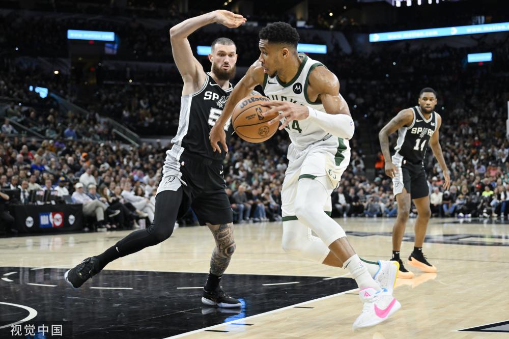 布云朝克特 布云朝克特